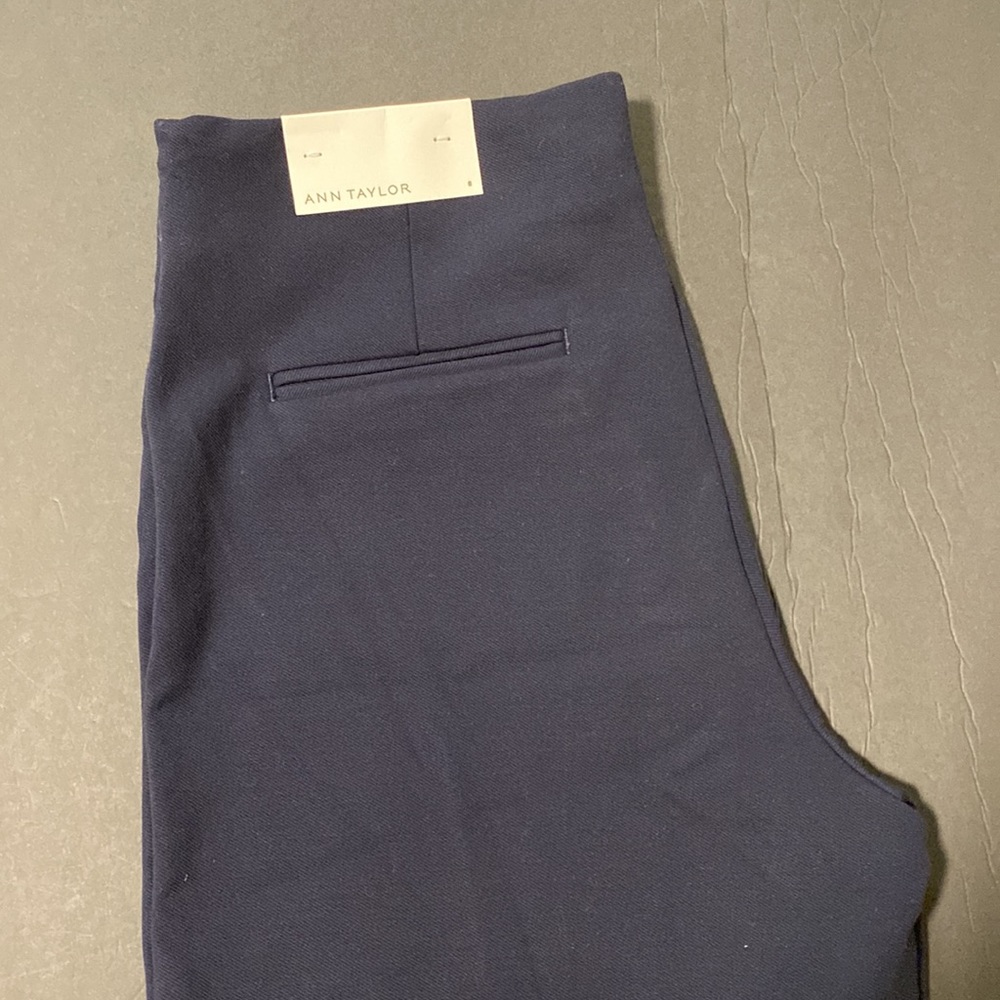 New Ann Taylor High Rise Navy Wide Leg Fitted in the Hip Knit Pant Size 8